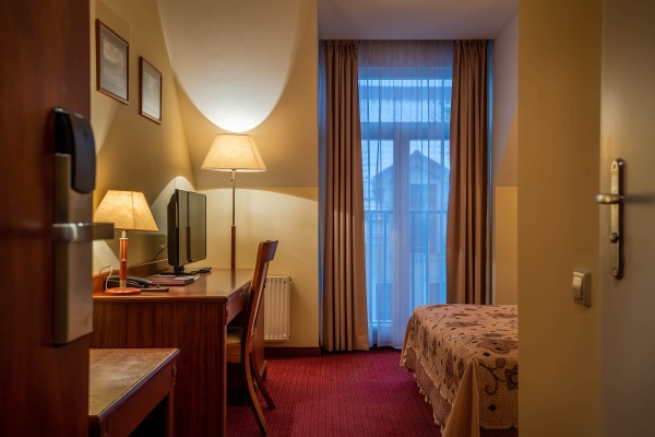 Hotel Conti (Vilnius)
